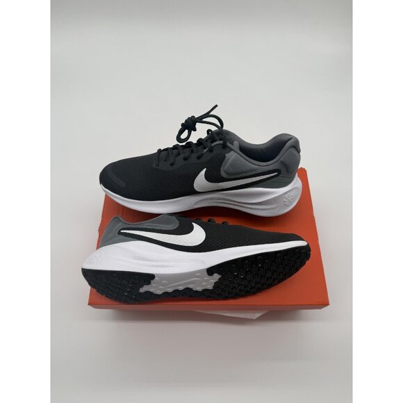 New Nike Revolution 7 Shoes Mens Size 10.5 Black Grey Running Comfort FB2207 007